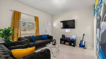 Smart TV, music library