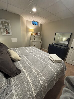 1 habitación, wifi y ropa de cama