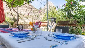 Unclassified image, 2 of 44, button - Cubo's Casa Rural El descanso del Caminito del Rey / terrace / rural setting / free Wi-Fi (Ardales)