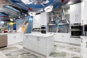 Microwave, oven, stovetop, dishwasher