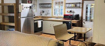 Pleasant Home private cabin getaway