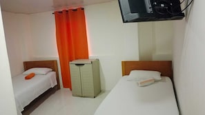 Habitación estándar doble, vistas a la ciudad | Wifi gratis
