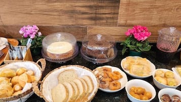 Desayuno buffet incluido todos los días