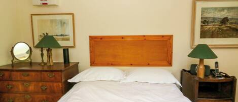 2 habitaciones, decoración personalizada y muebles diferentes