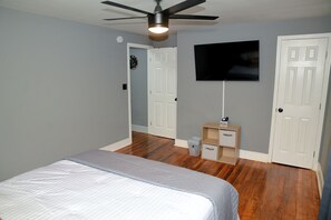 2 habitaciones, tabla de planchar con plancha y wifi gratis