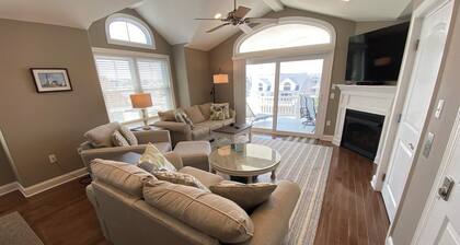 Spacious 5-bedroom condo in charming Sea Isle City, NJ.