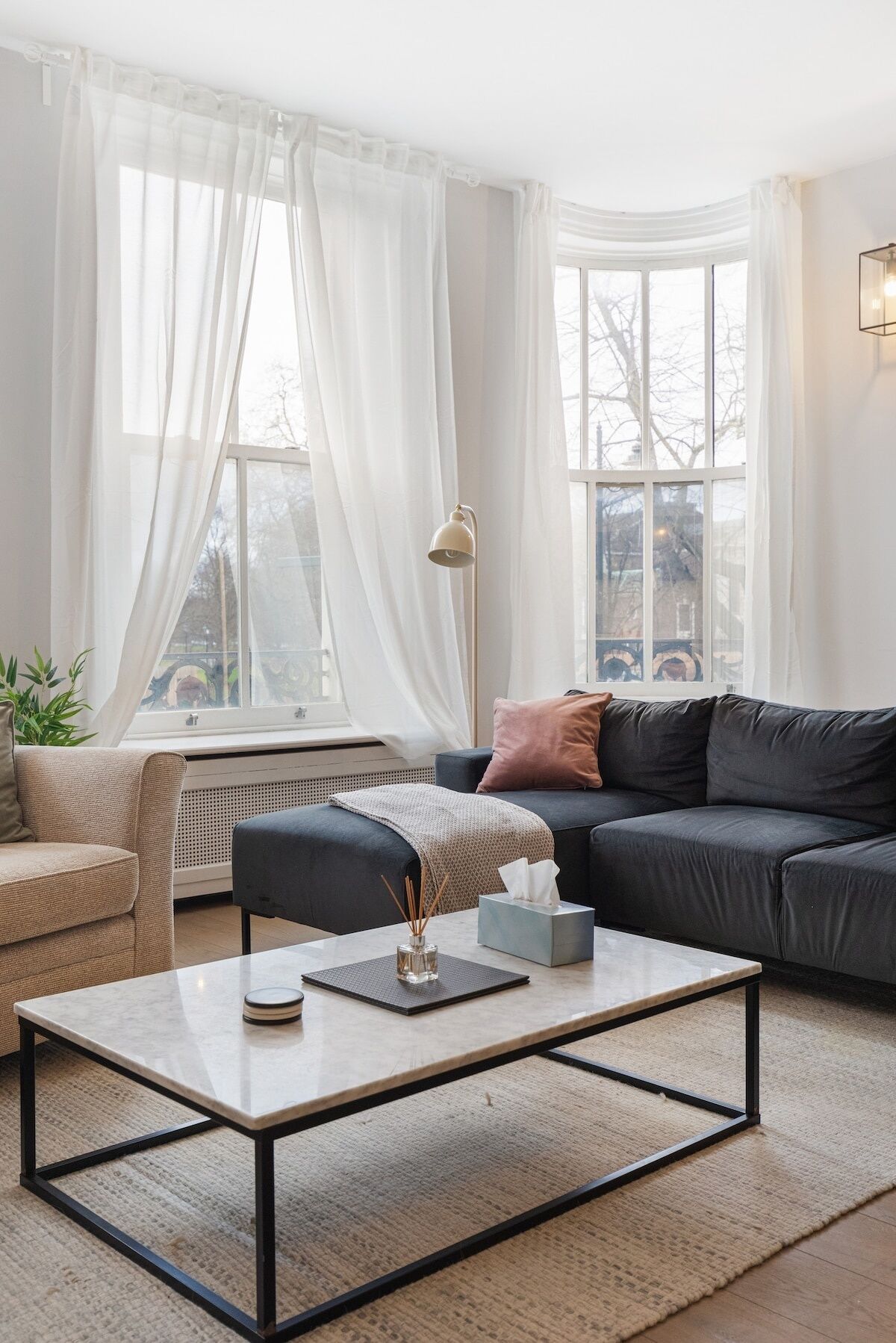 Téléviseur, livres