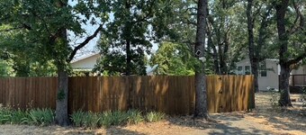 The Well House with outdoor seating and loft!