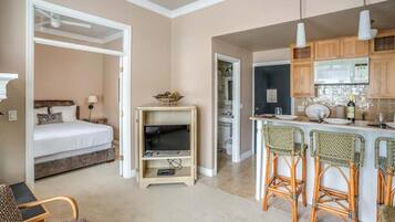 1 chambre, fer et planche Ă repasser, Wi-Fi gratuit, draps fournis