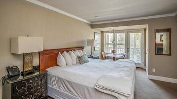 1 chambre, fer et planche Ă repasser, Wi-Fi gratuit, draps fournis