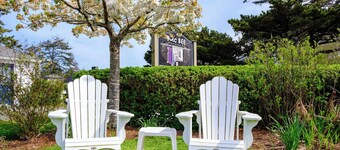 The Courtyard - Premier King Room at Cannon Beach Hotel Collection!