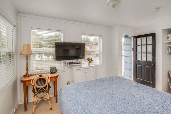 1 soverom, strykejern/-brett, wi-fi (inkludert) og sengetøy