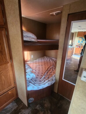 2 chambres, Wi-Fi, draps fournis