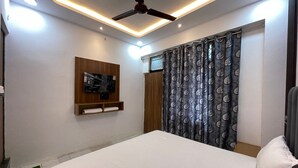 Room - Sri Madhubani Enclave (Prayagraj)