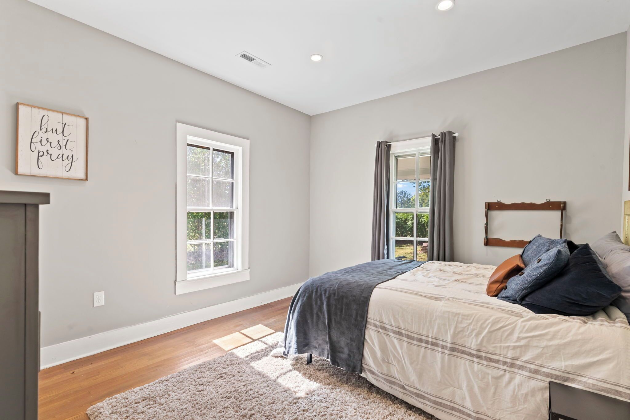 2 多间卧室、WiFi、床单