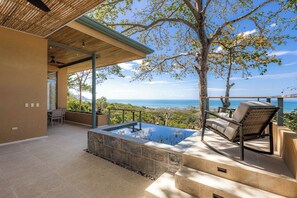 Property grounds - Villa Perla De Mar - Prime Ocean views and walking distance to beach! (Provincia de Puntarenas)