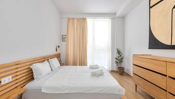 7 bedrooms, desk, free WiFi