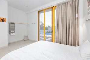 7 habitaciones, escritorio y wifi gratis