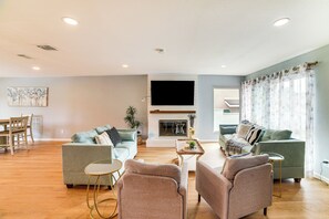 TV, video library, stereo
