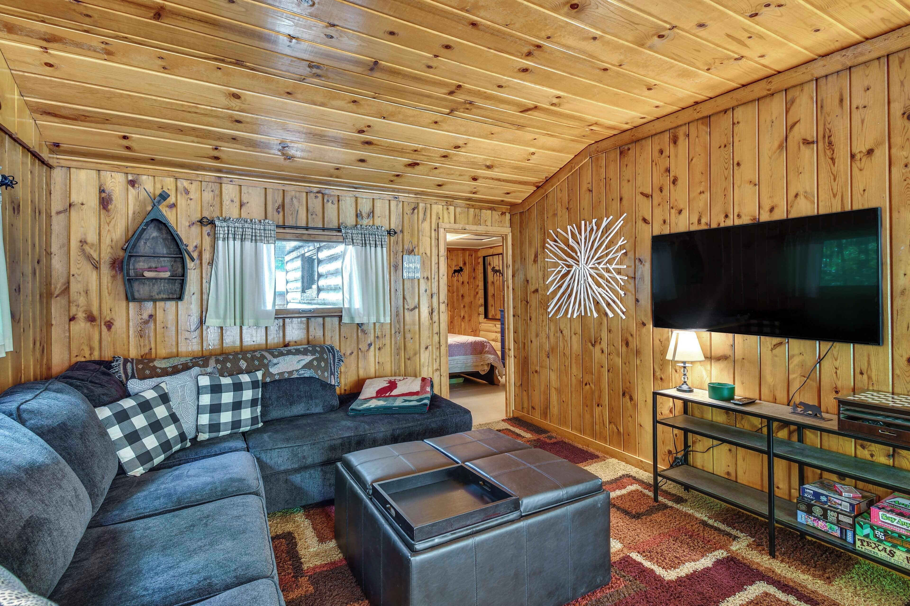 TV, fireplace, books, stereo