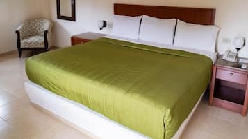 Desk, laptop workspace, iron/ironing board, free WiFi