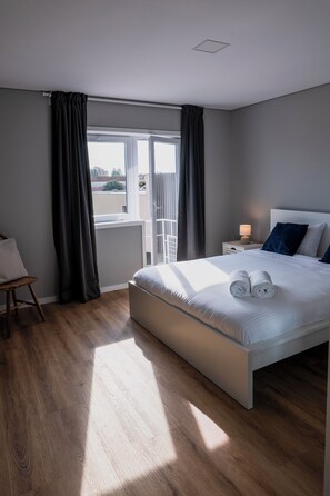3 Schlafzimmer, Bügeleisen/Bügelbrett, Reisekinderbett, WLAN