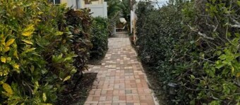 Beautiful Home in Sunny & Safe North Palm Beach