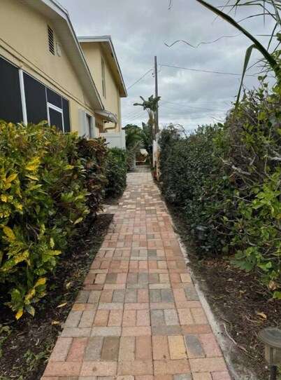 Beautiful Home in Sunny & Safe North Palm Beach