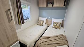 3 bedrooms, free WiFi, bed sheets