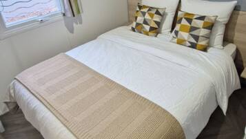3 dormitorios, wifi gratis, ropa de cama