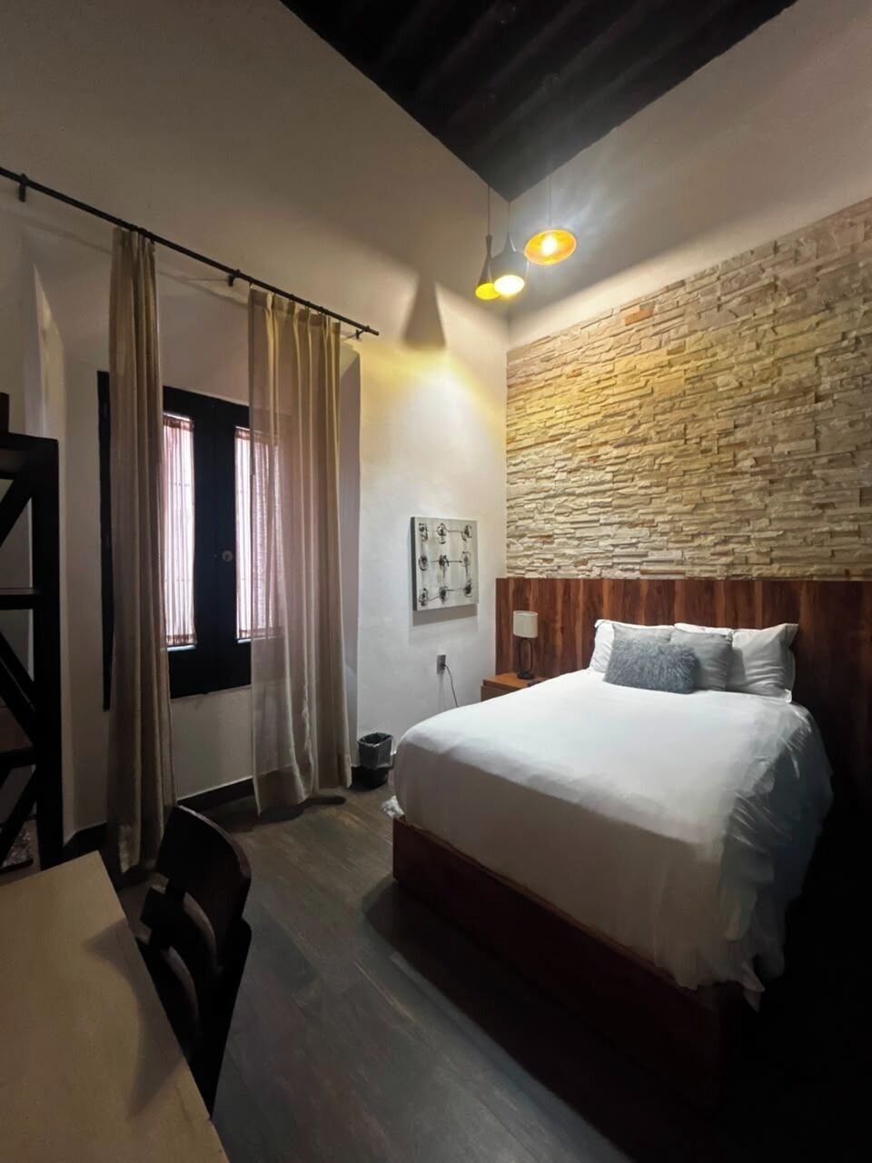 Classic Room, City View | Peralatan tempat tidur premium, peti besi dalam bilik 
