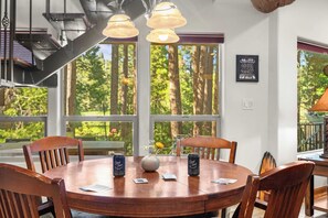 House (5 Bedrooms) | Interior - The Fairway Hideaway by Avantstay Game Room, Outdoor Dining & Near Lake Arrowhead (Lake Arrowhead)