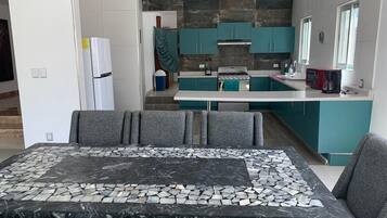 Microwave, oven, stovetop