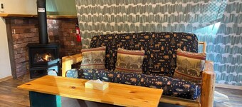 Luxury 1-Bedroom Suite Downtown, Free Breakfast