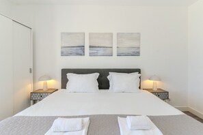 5 Schlafzimmer, Bügeleisen/Bügelbrett, kostenloses WLAN, Bettwäsche