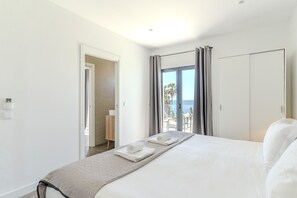 5 bedrooms, iron/ironing board, free WiFi, bed sheets - #285 Vista do Mar By Home Holidays (Albufeira)