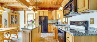 Boat Nearby: Barters Island Home w/ Views