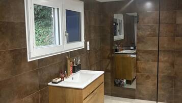 Hair dryer, towels, soap, toilet paper