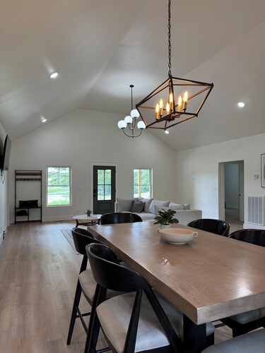 Peaceful Pastures — Spacious Quiet 3BR Countryside Retreat 