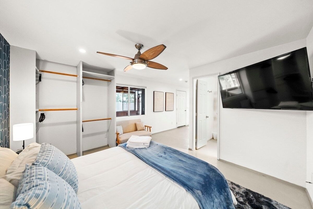 7 bedrooms, iron/ironing board, Internet