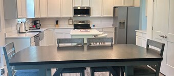 Kent Island Comfort 4BR Home Minutes from Waterfront, Wineries & Nature Trails