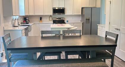 Kent Island Comfort 4BR Home Minutes from Waterfront, Wineries & Nature Trails