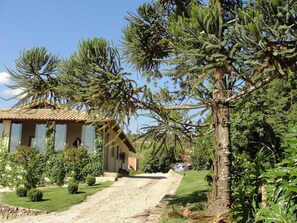 Property grounds - Pousada Morro Verde (Águas de Lindóia)