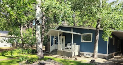 Spacious 5-bedroom house just 2 blocks from downtown Cody
