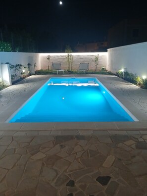 Udendørs pool