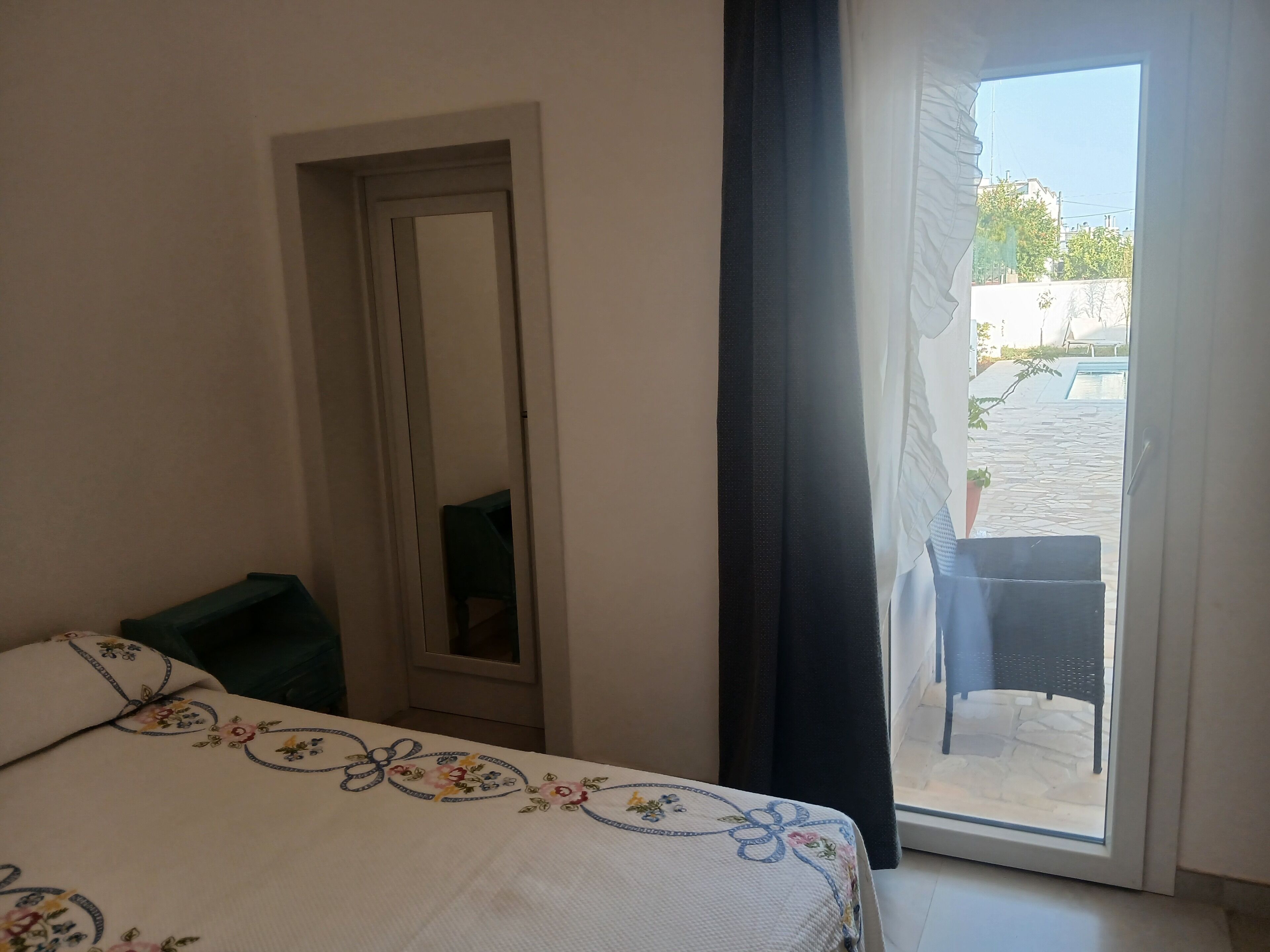 2 chambres, fer et planche à repasser, Wi-Fi gratuit, draps fournis