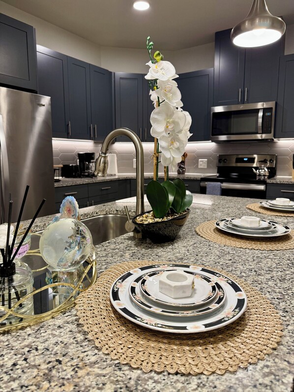 Microwave, oven, stovetop, dishwasher