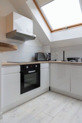 Close to everything, quiet and fully equipped F1, wifi