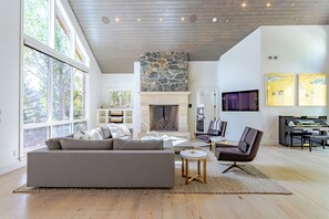 تلفزيون ذكي