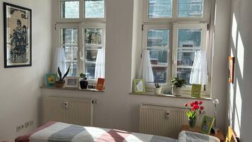 1 bedroom, WiFi, bed sheets